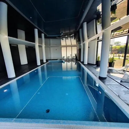 Westin House No 407 شقة *