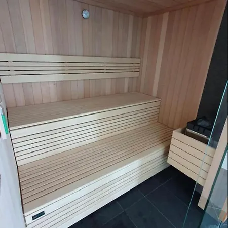 Westin House No 407 Appartement