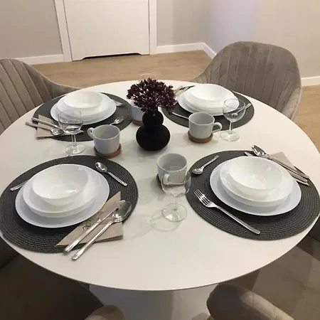 Westin House No 407 Appartement