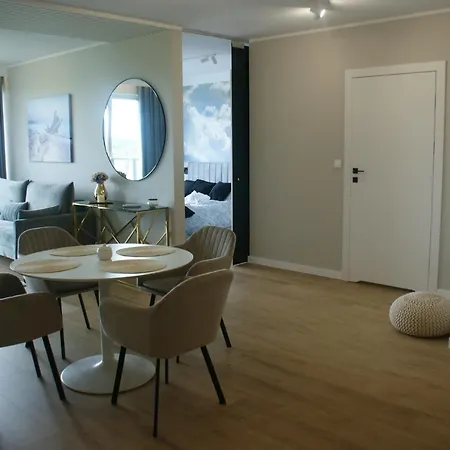 Westin House No 407 Appartement *