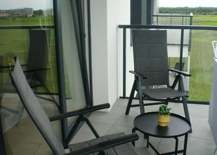 Westin House No 407 *